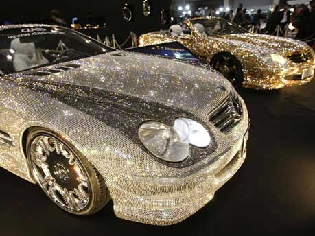 Swarovski-Mercedes beim Auto Salon in Tokio;Reuters