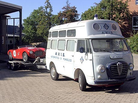 Alfa Romeo 2 Bus