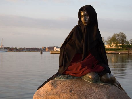 Die kleine Meerjungfrau in Kopenhagen wird 95 Jahre alt, AP