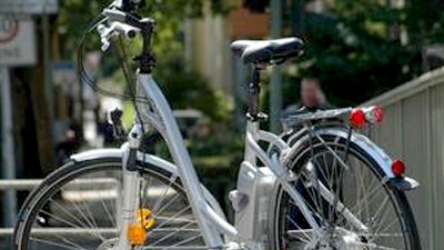 Hybrid-Bike Pedelec: Pedelec Flyer: ein Fahrrad mit Elektromotor. Pedelec steht für "Pedal Electric Cycle".
