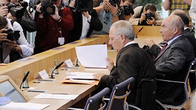 Schäubles Gipfel: Bundesinnenminister Schäuble will die Daten der Bürger besser schützen.