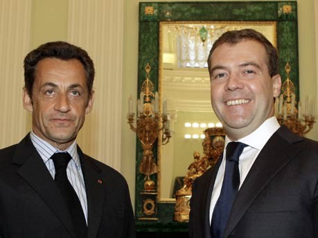 Sarkozy, Medwedjew, AP