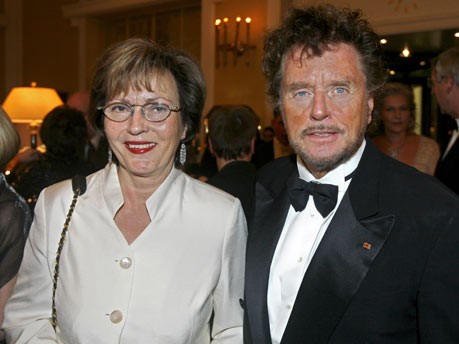Uschi Wolters, Dieter Wedel; Foto: dpa