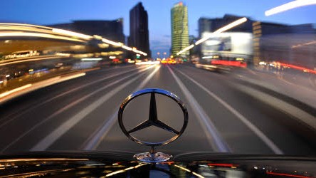 Mercedes-Benz, Daimler, Unternehmen in der Krise, Autokrise; AP