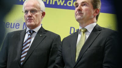 Nordrhein-Westfalen: NRW-Ministerpräsident Jürgen Rüttgers (li., CDU) und der FDP-Landesvorsitzende Andreas Pinkwart (re.).