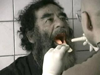 Saddam der Vorgeführte