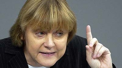 Merkel und der Irak-Krieg: Angela Merkel spricht am 4. 12. 2002 im Bundestag