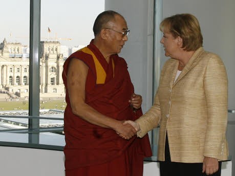 Angela Merkel, Dalai Lama