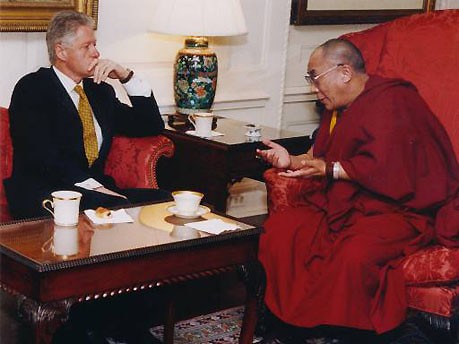 Bill Clinton, Dalai Lama