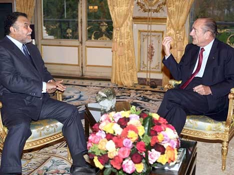 Prinz Bandar im Gespräch mit dem damaligen französischen Präsidenten Jacques Chirac