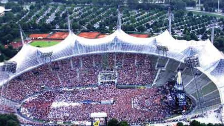 Was wird aus dem Olympiastadion?: Volles Haus erhofft die Olympiapark GmbH für das Stadion, wie hier beim Konzert von Bon Jovi.