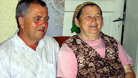 Das "Schwobisch", das ein Bairisch ist: Joseph Penzenstadler und Veronika Peterlek, in der Ukraine lebende Nachkommen bairischer Auswanderer.
