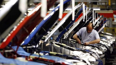 Konzerne überbrücken Engpässe: Kurzarbeit bei Ford: Vor allem die deutschen Autohersteller nutzen das dem arbeitsmarktpolitische Instrument.