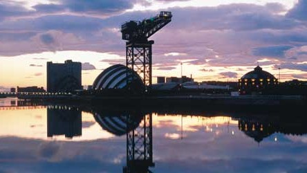 Kulturhauptstadt 1990: Ein Ort, an dem man sein sollte: Glasgow ist weit vor London und Edinburgh zum beliebtesten Reiseziel der Insel gewählt worden. Die Stadt gilt als cool und schnell.