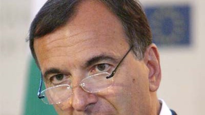 Rechtsextremismus in Deutschland: Für ein NPD-Verbot: EU-Innenkommissar Franco Frattini