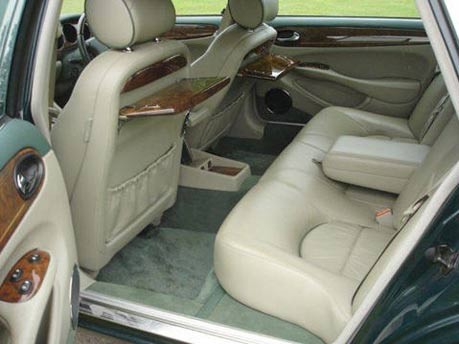 Jaguar Daimler Majestic V8