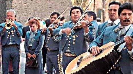 Die "Mariachi" sind traditionelle Musikanten, dpa