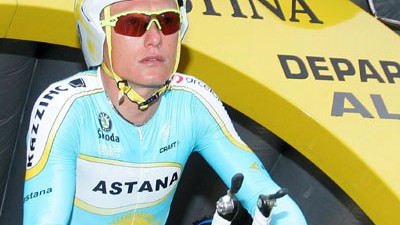 Sport kompakt: Alexander Winokurow während der Tour der France 2007 beim Start zum Zeitfahren.