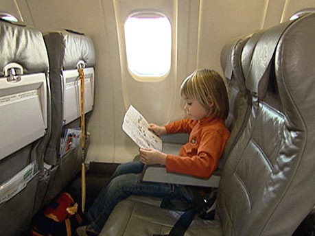 Unbegleitetes Kind im Flugzeug