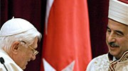 Visite in Ankara: Versöhnliche Töne: Papst Benedikt XVI. trifft Ali Bardakoglu.