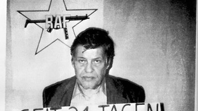 Der Deutsche Herbst 1977: Der entführte Arbeitgeberpräsident Hanns-Martin Schleyer in RAF-Gefangenschaft (Archiv).