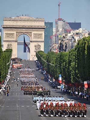 Reuters, Bastille Frankreich, Nationalfeiertag, Paris, Champs-Elysees, Köhler, Sarkozy