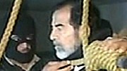 Hinrichtung Saddams: Videoaufnahme der Hinrichtung, die vom Fernsehsender al-Irakija ausgestrahlt wurde.