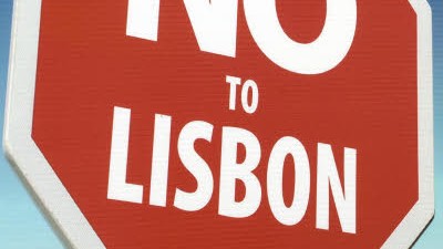 EU-Vertrag von Lissabon: Protest gegen den EU-Vertrag von Lissabon: In Irland entscheidet die Bevölkerung über die Ratifizierung.