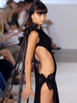 Schleierhafte Mode, Haute Couture Paris, Alexis Mabille; AFP