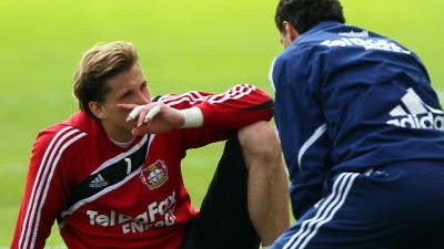 WM in Südafrika: Verletzungen: WM adé: Leverkusens Torhüter René Adler fällt für die WM in Südafrika aus.