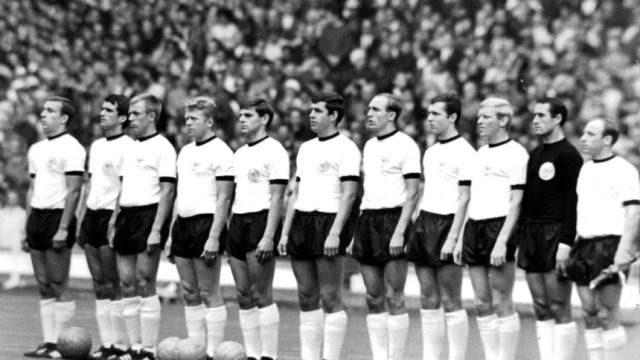 Deutsche Nationalmannschaft vor WM-Endspiel gegen England, 1966