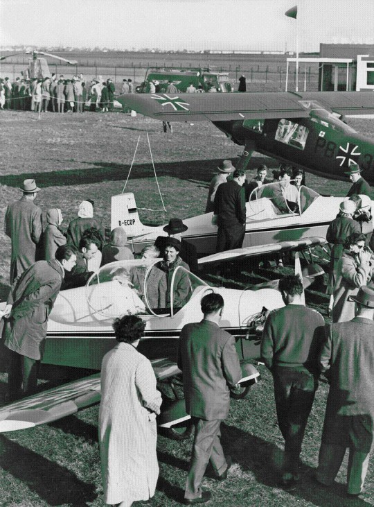 Sonderschau Luftfahrtgerät, Luftfahrtausrüstungen und -zubehör in Hannover, 1958