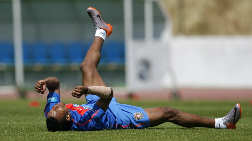 Portugal's national soccer team player Nani attends a training session in Lisboa