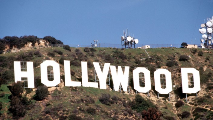 Hollywood-Buchstaben erhalten Face-Lifting