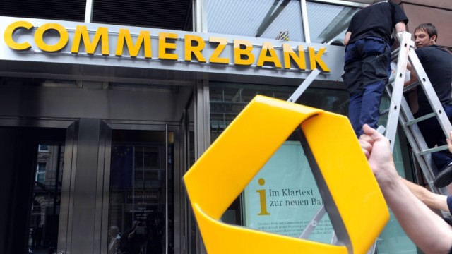 Commerzbank fuehrt neues Logo ein