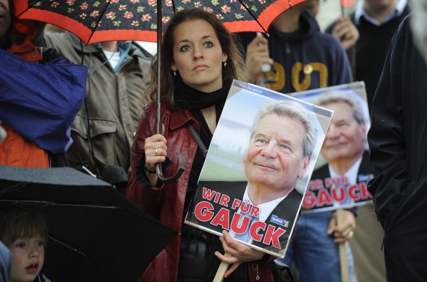 Demonstration fuer Gauck als Bundespraesident