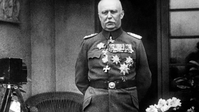 Erich Ludendorff, 1935