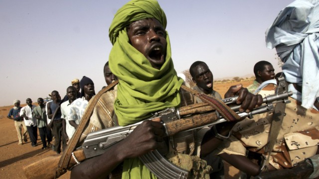 File photo shows fighters from the Minni Minawi faction of the Sudanese Liberation Army in a military exercise at Galap camp, north of Darfur