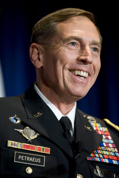 McChrystal geht - Petraeus soll Nachfolger werden