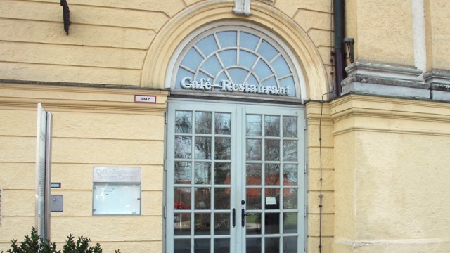 Café soll wieder öffnen: Das Schlosscafé in Dachau könnte bald schon wieder geöffnet werden - die Bayerische Schlösser und Seenverwaltung will das Restaurant noch in diesem Monat verpachten.