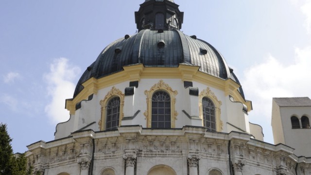 Kloster Ettal: Kloster Ettal: Eine vatikanische Prüfungskommission hat die zurückgetretene Führung entlastet.