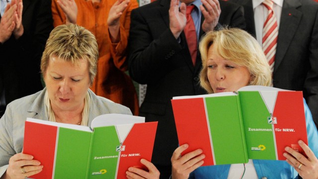 SPD und Gruene in NRW unterzeichnen Koalitionsvertrag