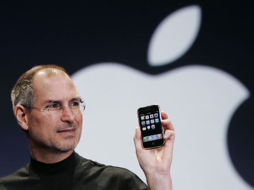 Apple iPhone, Steve Jobs