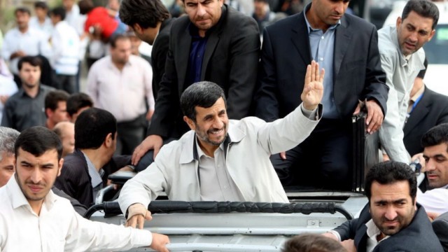 Medien: Ahmadinedschad überlebt Attentatsversuch