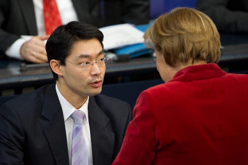 Bundestag - Rösler und Merkel