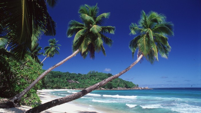 Strand auf der Seychelleninsel Mahe