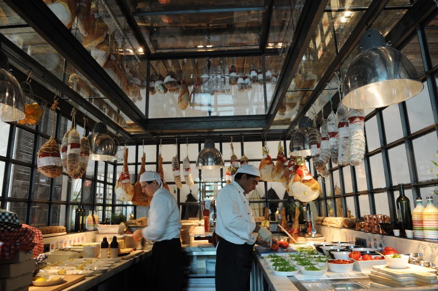 Italienisches Restaurant "La Baracca" in München, 2010