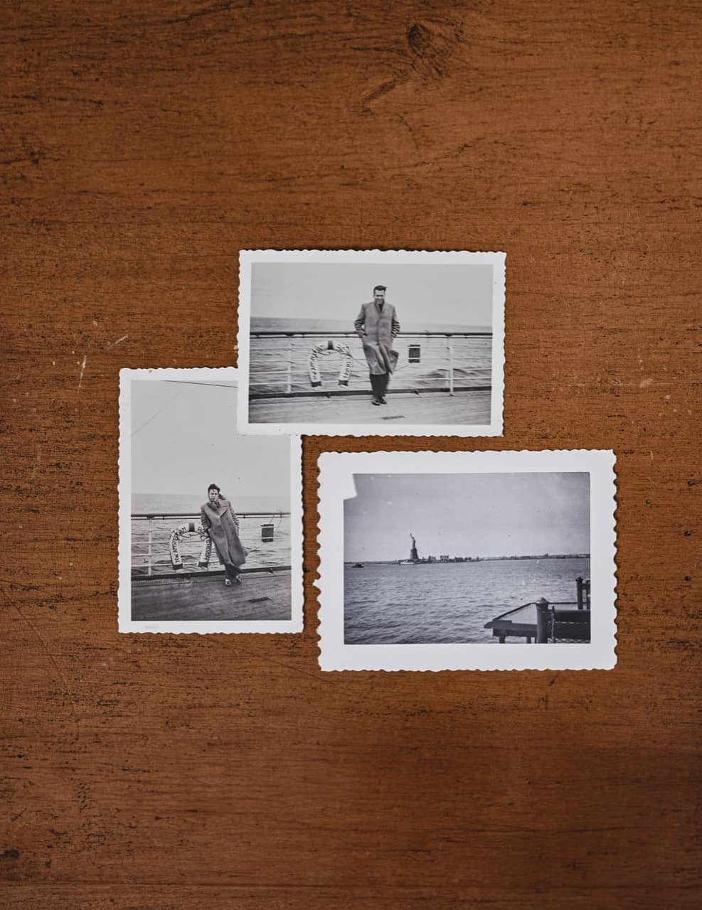 Curt und Ruth Bloch reisen 1948 von Rotterdam per Schiff in die USA ein. Die Fotos zeigen das Einlaufen in New York.