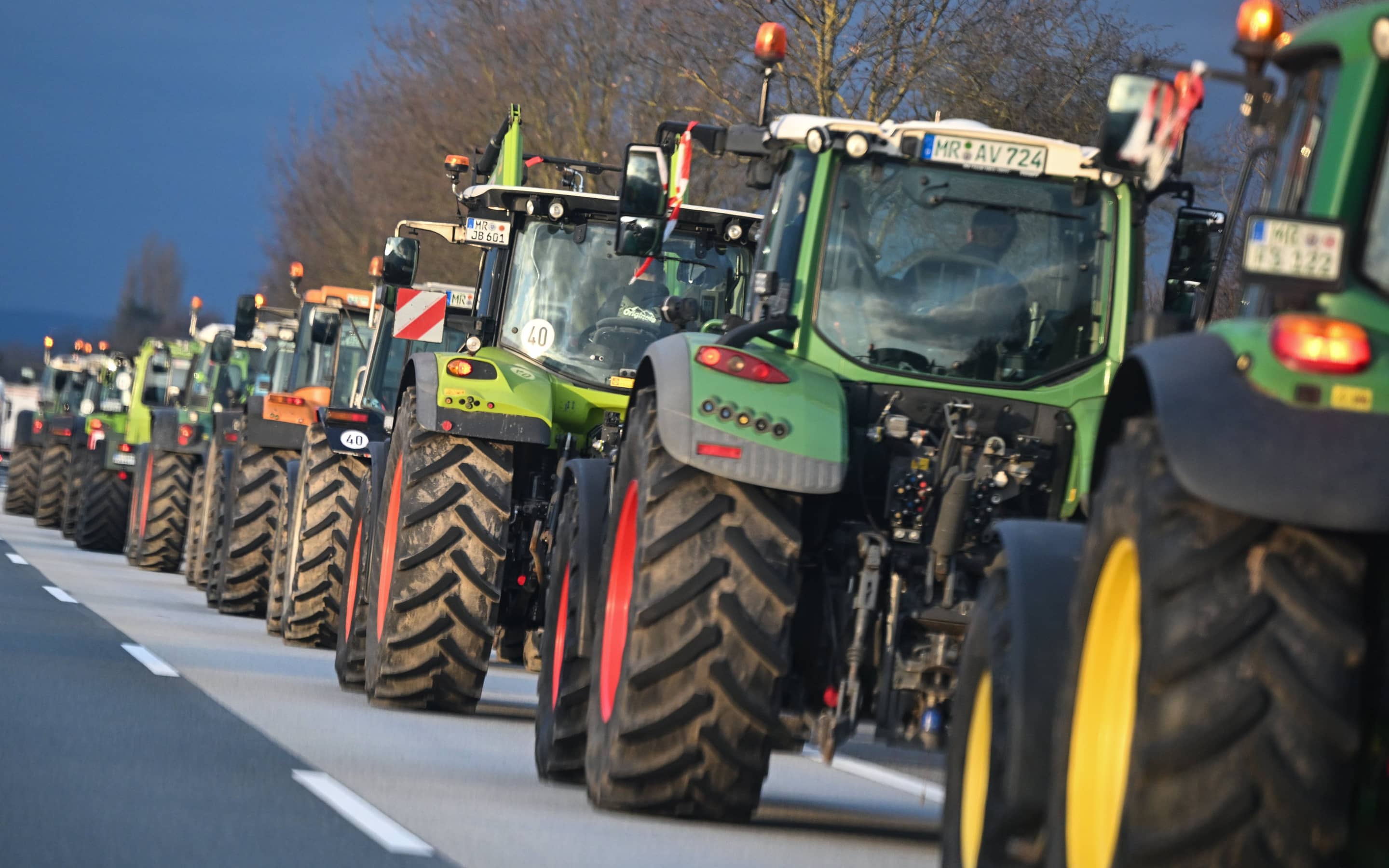 Bauernproteste in Deutschland: Unterwandert von Rechts - SZ.de