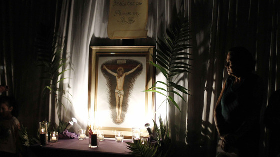 Bildnis von Jesus am Kreuz, Reuters